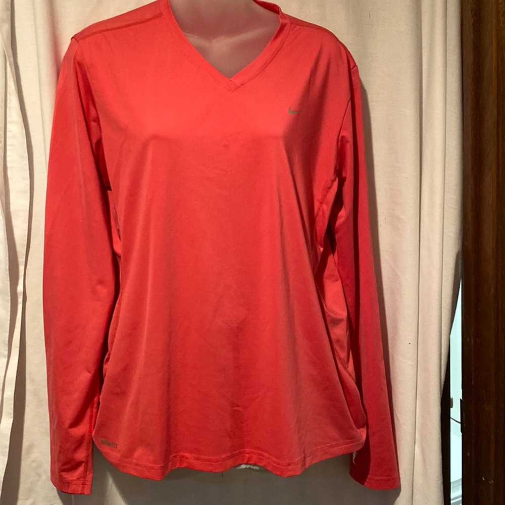 Ladies long sleeve Nike top